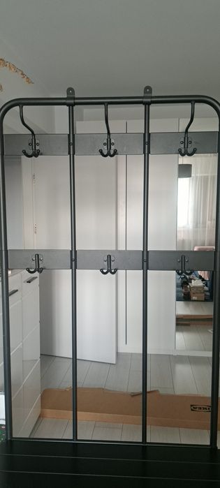 Cuier  metal / lemn Ikea