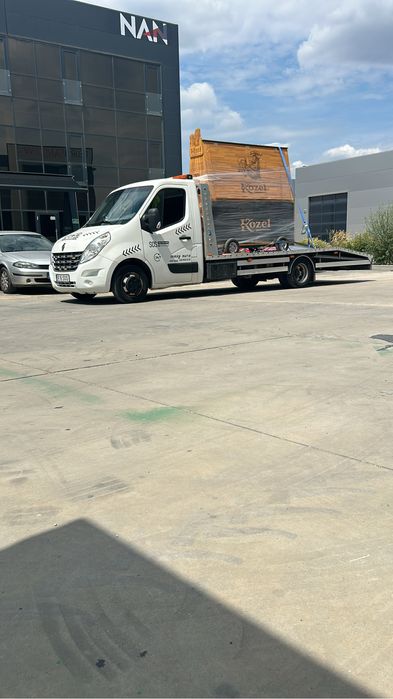 Ai nevoie de asistentă rutieră? Sos tractări auto va stă la dispozite