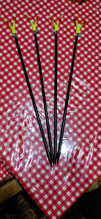 Подставки для удочек,рогадки металлические.