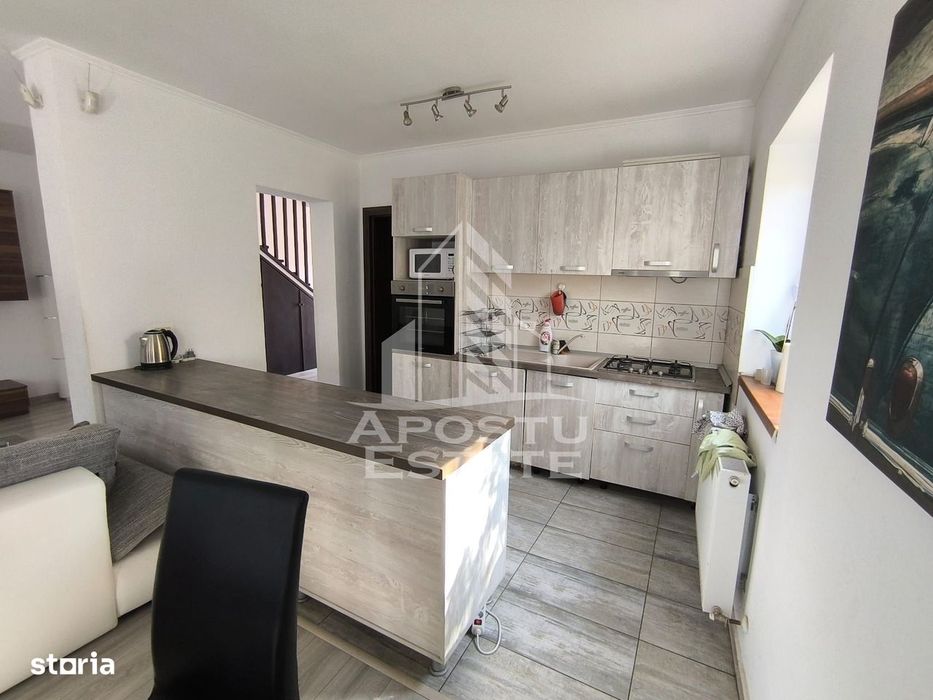 Duplex de vanzare, cu 4 camere si 3 bai, mobilat si utilat,Dumbravita
