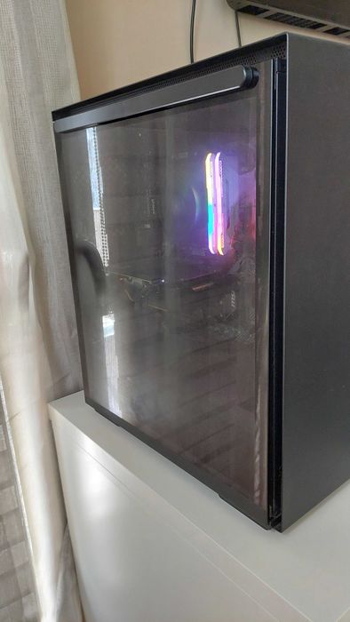 Компютър за работа и гейминг