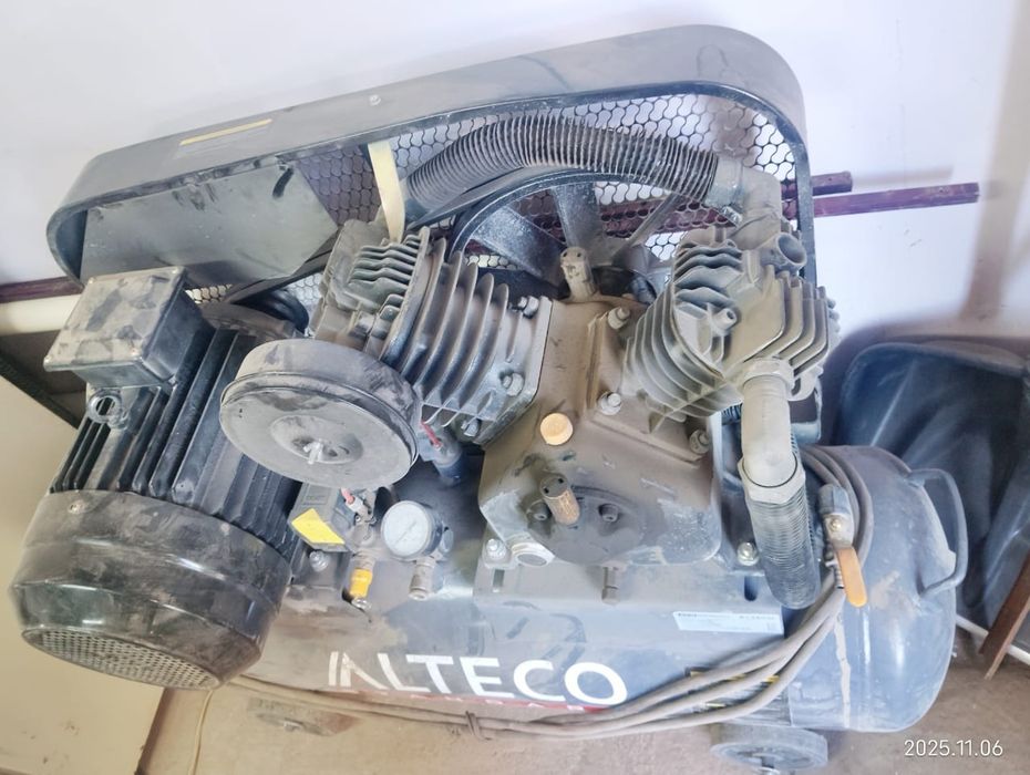 Продам компрессор ALTECO ACB 100/800.1
