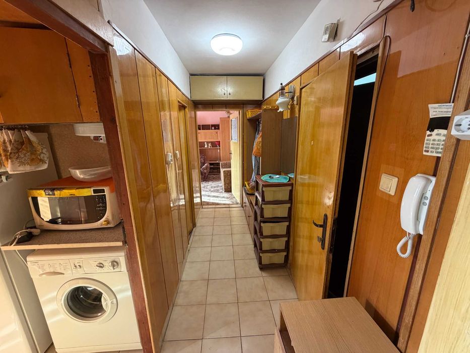 Продава се Тристаен апартамент в Варна, Левски - 68 кв.м за 1050 €/кв.м - Снимка #8