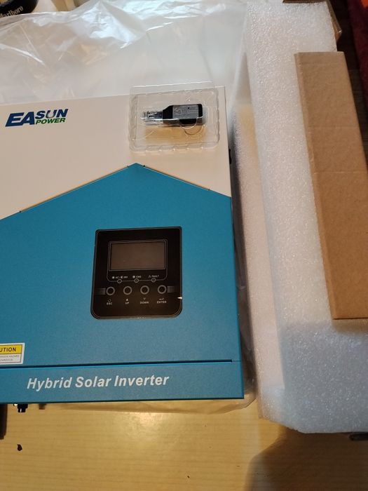 Хибриден инвертор 12 /220 волта 2.2 kw  160 Евро