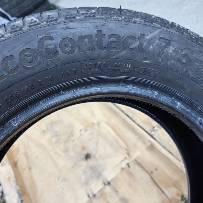 Anvelope 205/60R16 marca Continental, DOT 2026,8 mm, vară