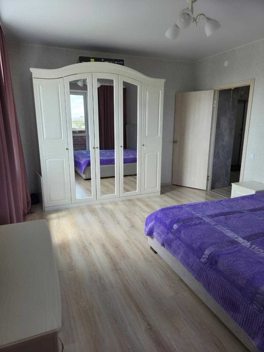 3к Береке 81 м2 7/9эт с мебелью!