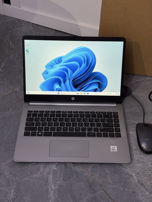 Ноутбук HP core i5/1035G1