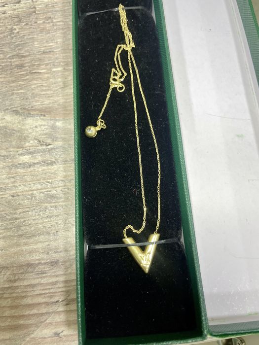 Оригинальный аксессуар с подвеской – стиль V