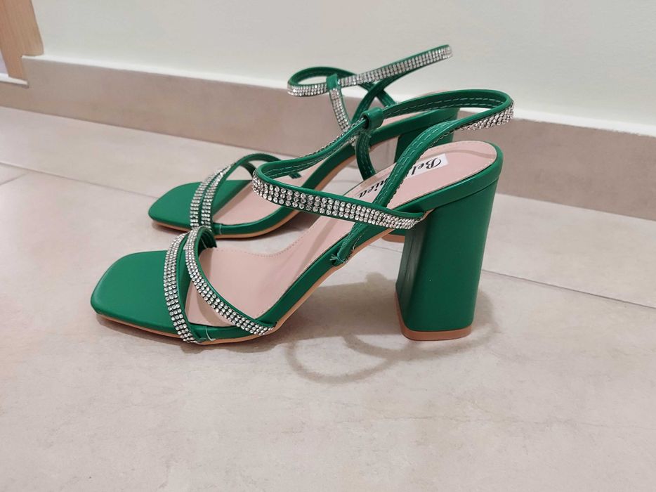 Дамски обувки на висок ток, номер 38