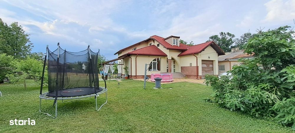 Floresti - Stoenesti, Jud. Giurgiu, vila + garaj + beci, teren 1400 mp