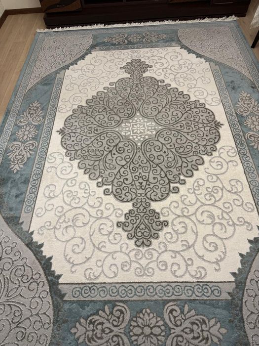 Ковер 300×400 см с красивым орнаментом