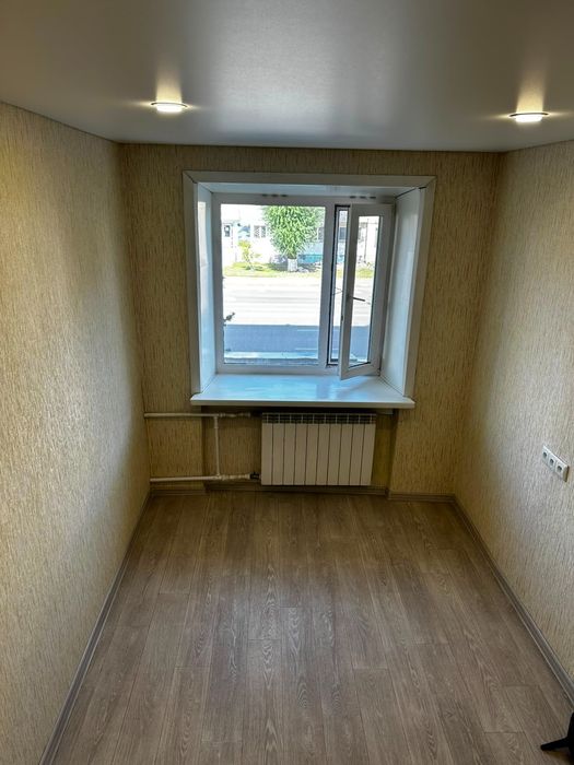 Продам 3 ком квартиру 2/5 в р-оне Бэста