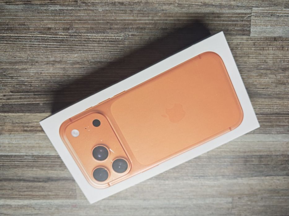 Чисто нов iPhone 17 Pro Max 256 GB Гаранция