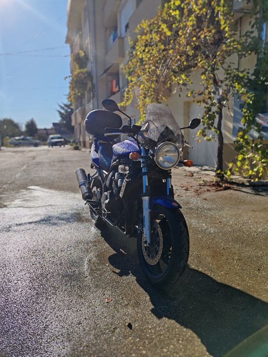 Yamaha fzs fazer 600