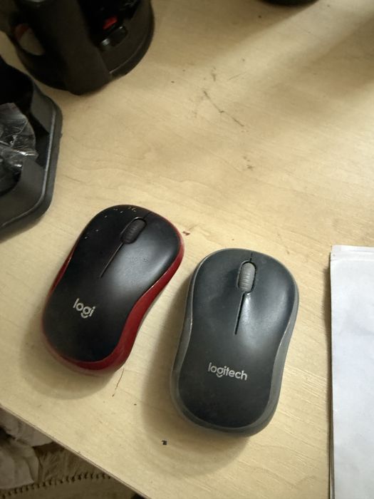 Продам две беспроводные мыши Logitech.