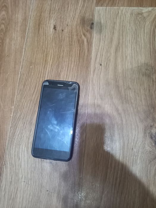 Телефон б/у в не рабочем состоянии Huawei p9 lite mini