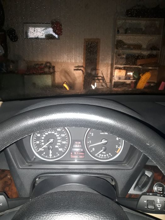 Продам BMW Х5 2010