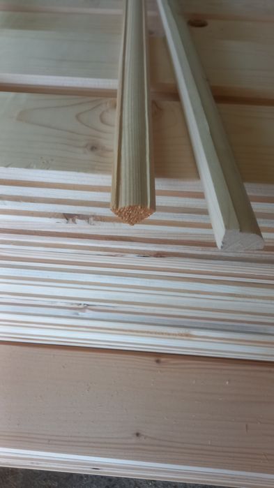 Plintă /colțare din lemn