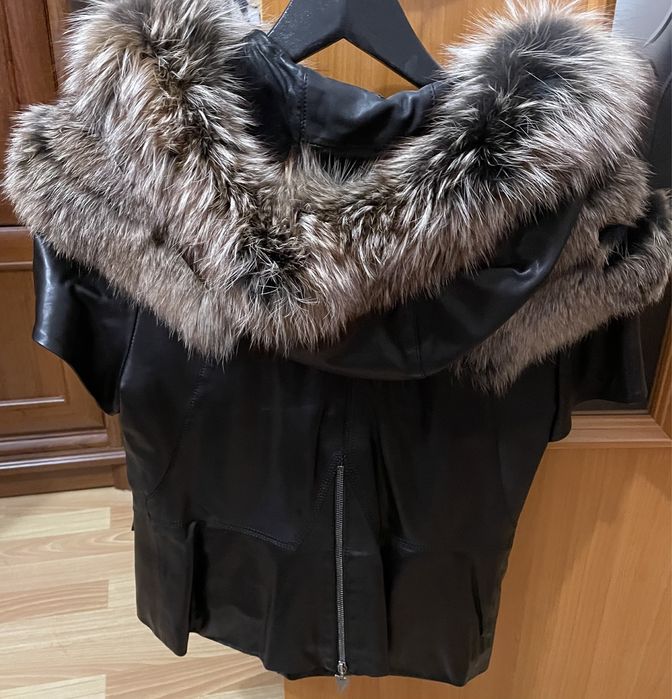 Продам жилетку меховую