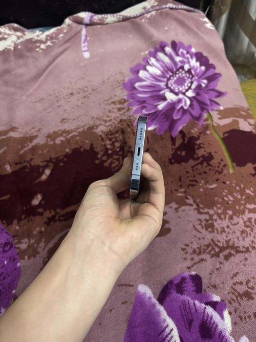 Айфон 13 про без ремонта