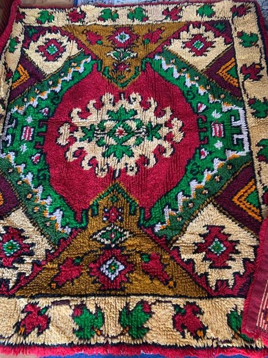 Продавам китеници