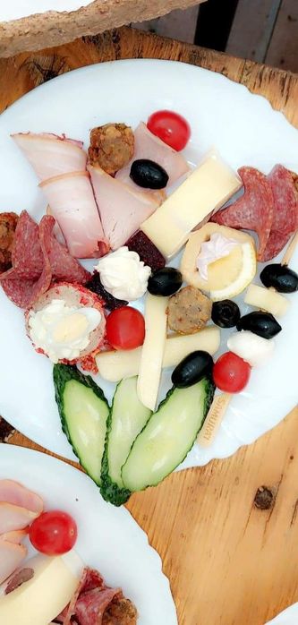 Aperitive pentru evenimente,gratar, berbecut la protap