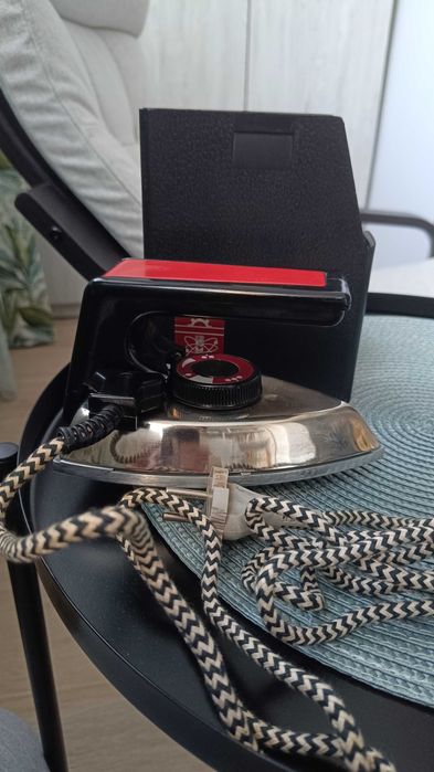 Ютия за път. Ретро. Произведена в Харков.