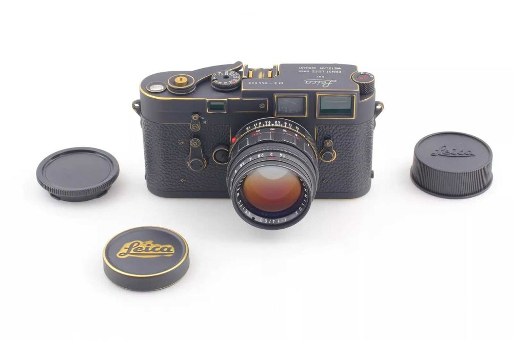 Рядък реставриран филмов фотоапарат Leica M3 35mm 50mm F1.4 обектив