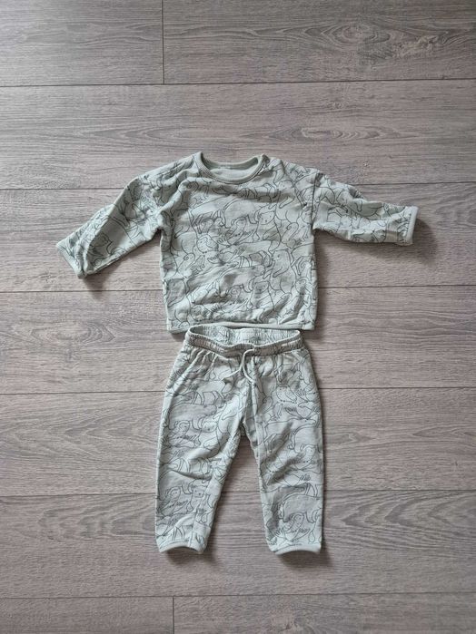 Lot haine camasi pulovere pantaloni [86]