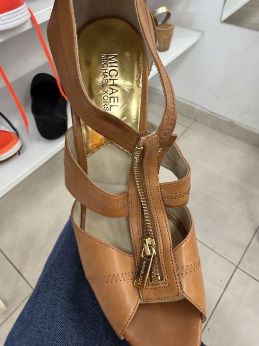 Damski sandali MISHELE KORS