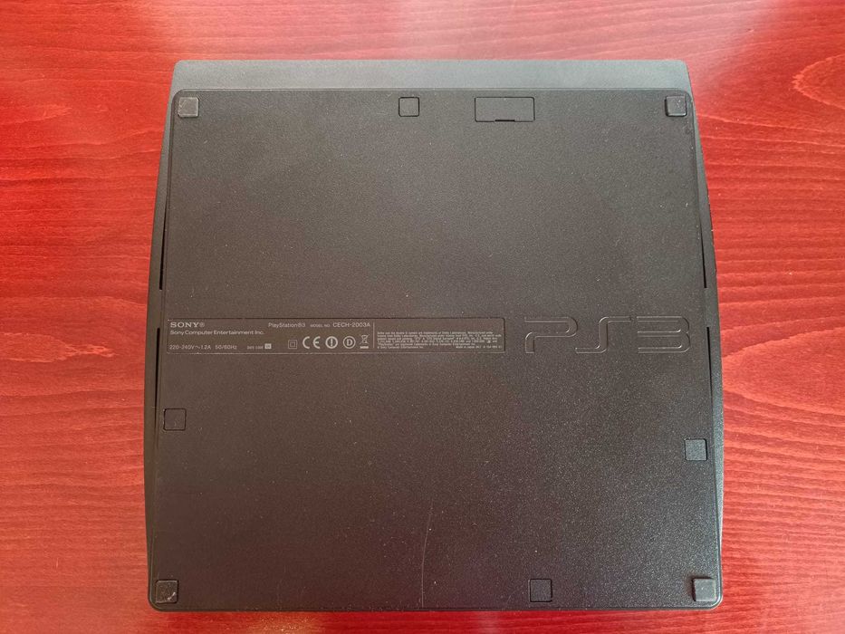 Playstation 3 super slim 320 GB, с вградени игри най-популярните !