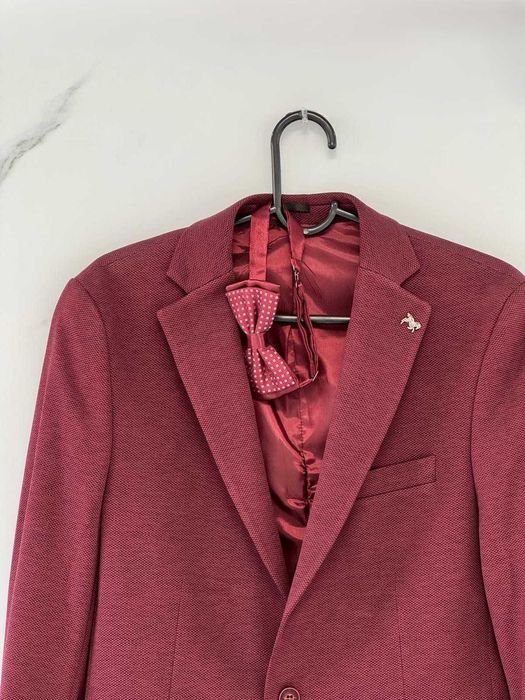 Елегантно мъжко сако в бордо + подарък папионка