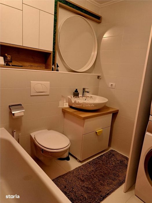 Apartament 3 camere decomandat Coresi, 2 bai,  bloc nou cu lift, mobil