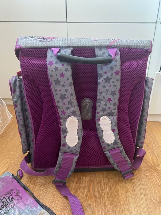 Ортопедична раница за училище