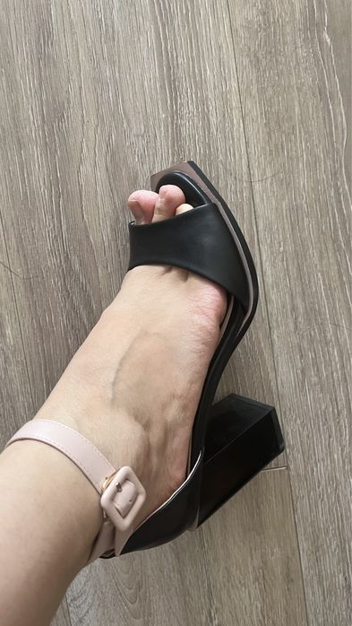 Летний обувь, босоножки