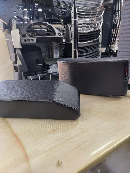 Подлокотник машины Лада