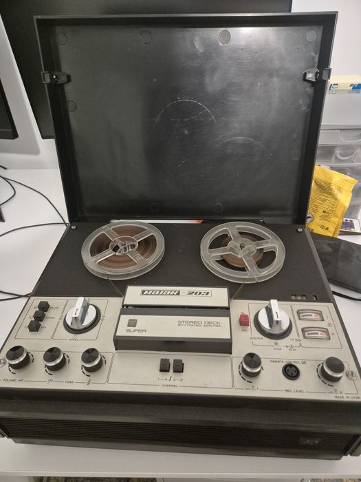 Magnetofon Majak 203
