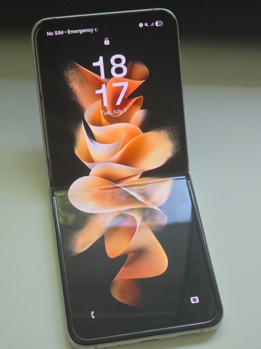 Samaung Galaxy Z Flip 3