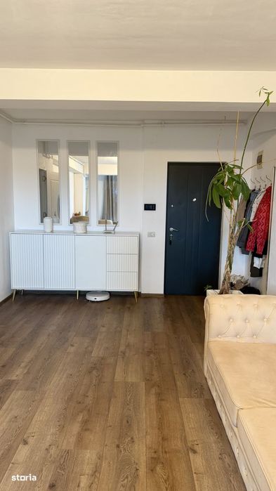 Apartament cu 2 camere, loc de parcare, curte cu loc de joacă, foișor