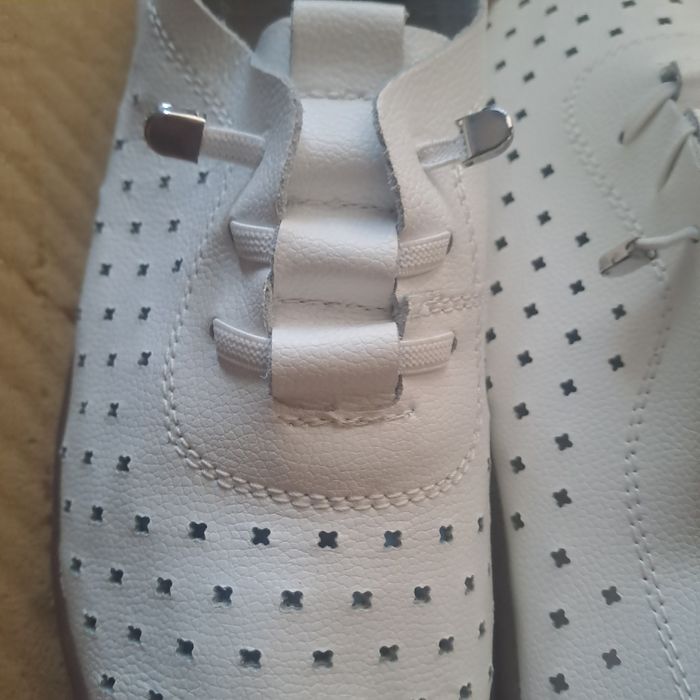 НАМАЛЕНИ Мъжки кожени обувки НОВИ 44 номер