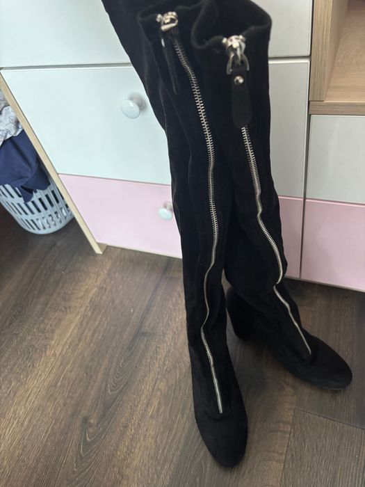 Дамски ботуши с цип