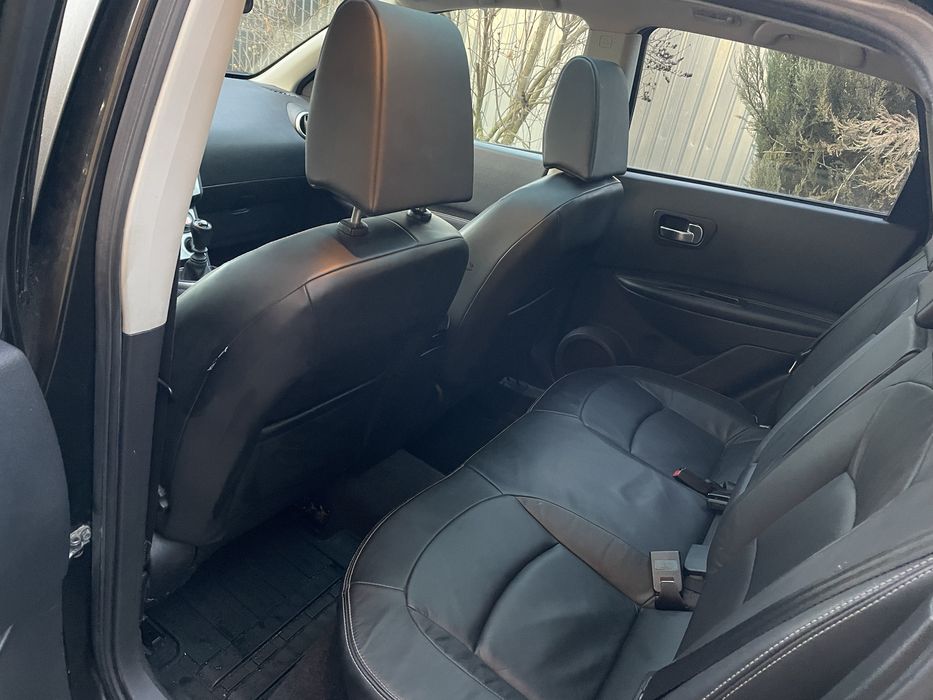 Nissan Qashqai 2.0 dCi 150 cp 4X4 2009