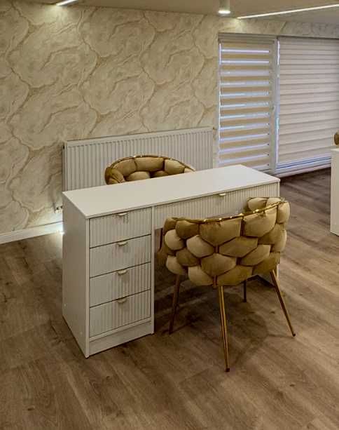 vand birou mobilier cu riflaje