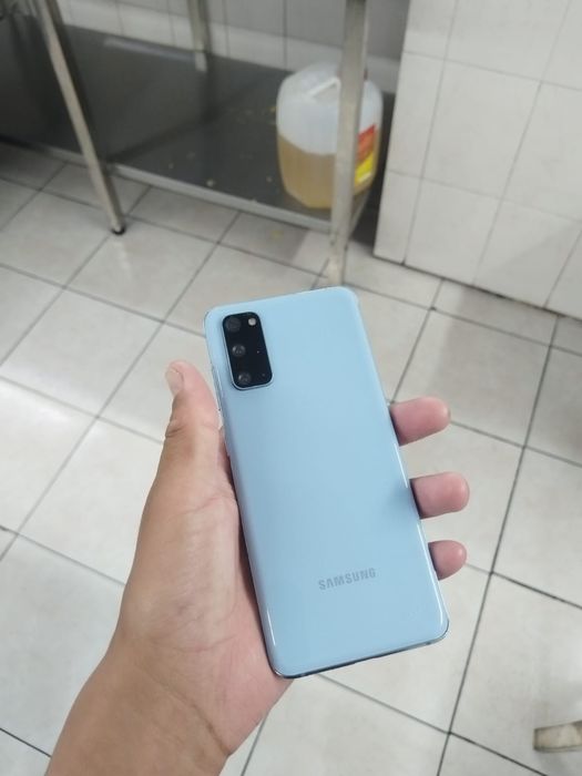 Samsung s20plus 128gb