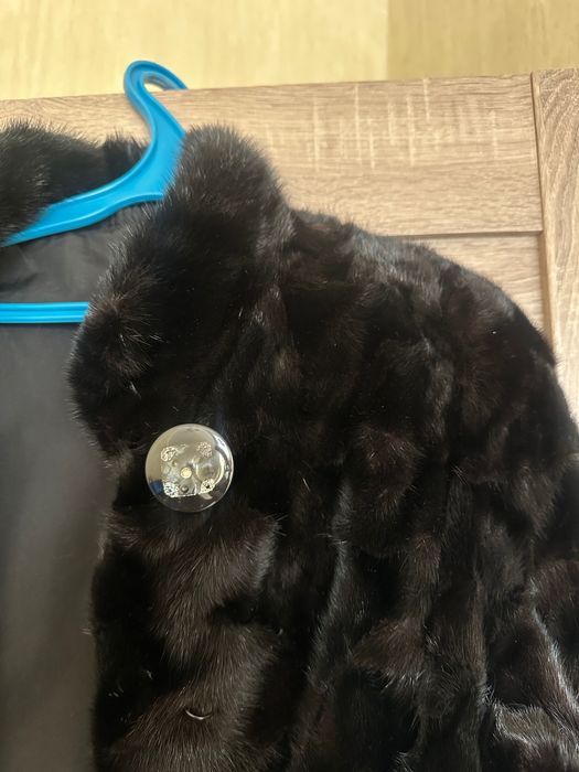 Продам норковую шубу