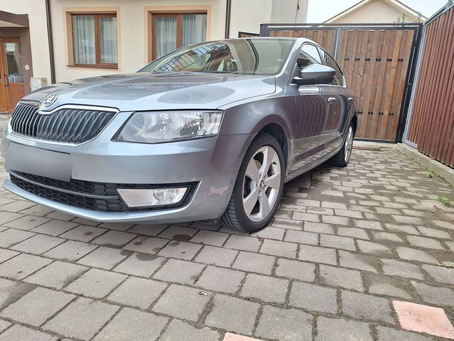 SKODA Octavia 2013 — imagine 1