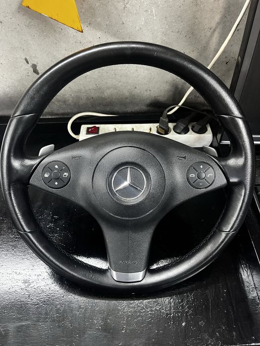 Махагонов волан amg волани с пера за мерцедес w204,212,207,211,218 и