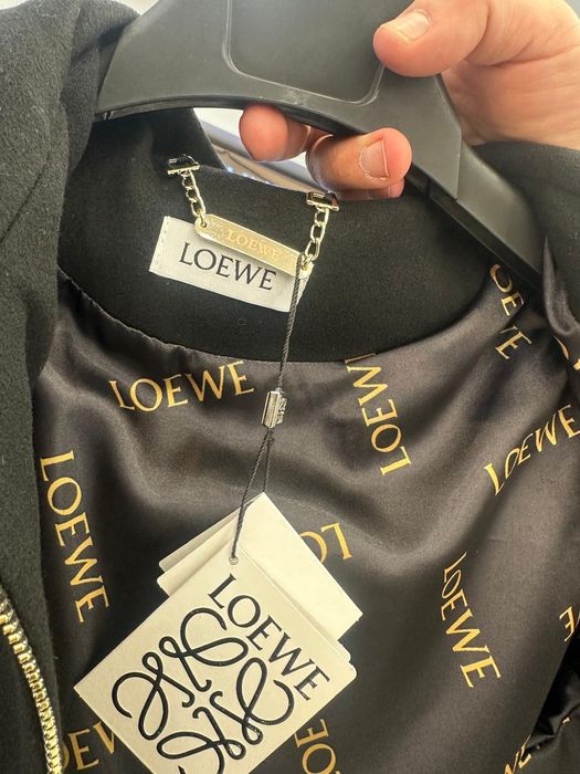 Haina primăvară Loewe