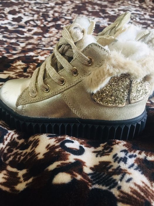 Продам Зимние ботинки 24 р