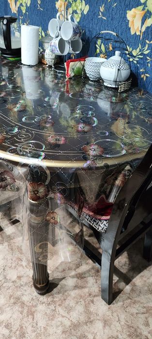 Продам стол со стульями